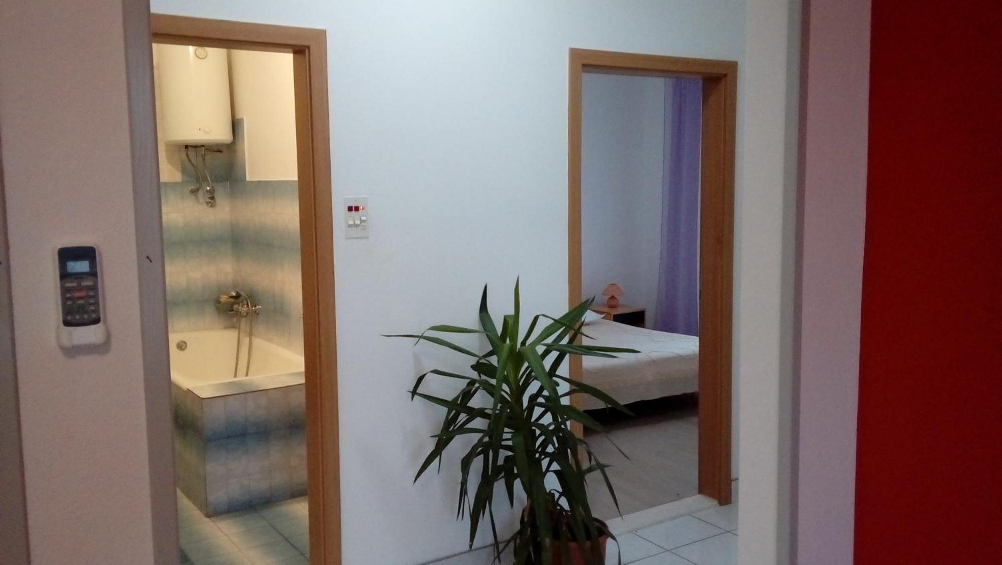 Spacious Family Apartment With Parking In The Shade And Barbecue House Sibenik Luaran gambar